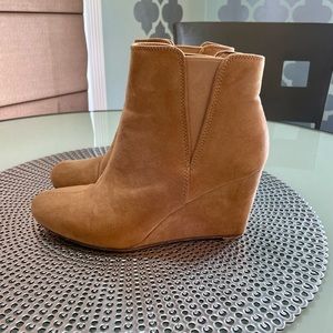 Cute Forever 21 Boots size 6